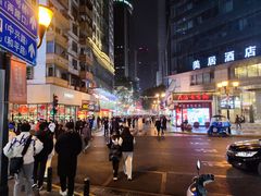 -八一路好吃街(雨田商务大厦店)