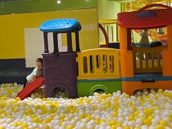 -宝燕乐园(闵行旗舰店)