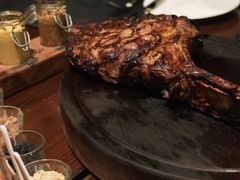 -恰餐厅及酒吧 CHAR Bar & Grill (北京丽都皇冠假日店)