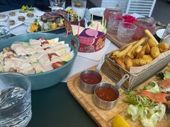 -ins森林童话餐厅coffee&bistro