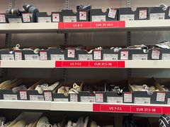 -东荟城名店仓