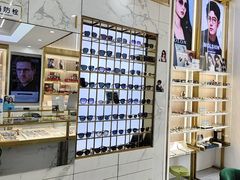 -世纪大明眼镜·林德伯格·蔡司官方授权店(武昌旗舰店)