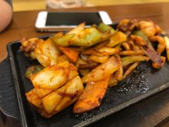 -青瓦餐厅·生鱼片·韩园烤肉(西塔店)