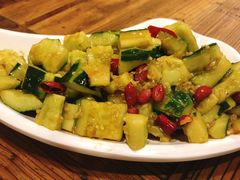 -朋友圈概念餐厅(象山万达广场店)