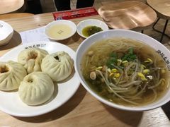 -凤起龙游老面包子(凯德晶品店)