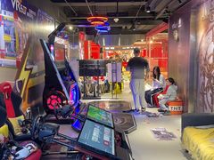 -VR+乐园·VR电竞·家庭亲子·密室逃脱·轰趴团建