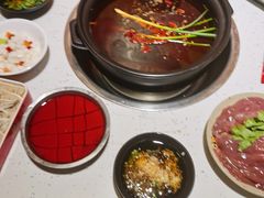 -钢管厂五区小郡肝串串香(奥克斯广场锦城万达店)