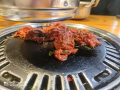 烤肉-唯成•韩国炭火烤肉 유성고기