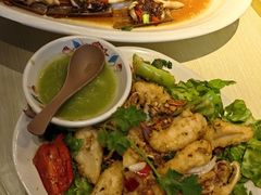 -大头虾越式风味餐厅(光明广场店)