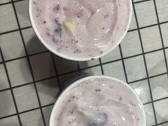 草莓芝士蛋糕粒暴风雪-DQ·蛋糕·冰淇淋(金桥店)