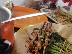 -刘姐啤酒鱼民族演艺餐厅(西街总店)