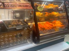 -全家便利店(秀沿路店)