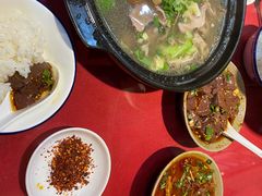 -谢老五跷脚牛肉·非遗传承店