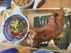 -包整·丝娃娃(一览甲秀楼风景店)