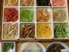 -怪噜范·老贵阳街头名小吃(汇金星力城店)