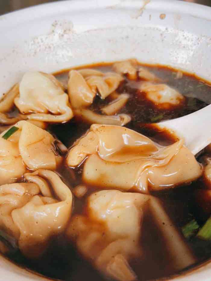 陈小五小吃部-"陈小五家的馄饨,在高邮那可是老少皆知,老.