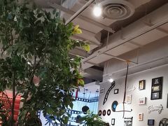 -必胜客(百联又一城店)