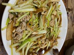 韭菜肉丝-凡老头米线砂锅(古荡新村西粮站)