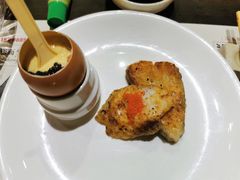 香煎加吉鱼佐红鱼籽-铁板诱惑法式铁板烧(大卫城店)