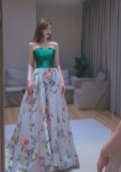 -南京宝娜嫁衣婚纱礼服馆(中央路店)