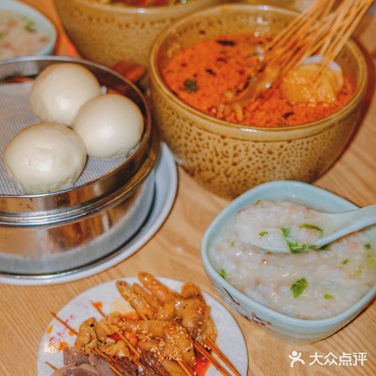 乐山地道老字号钵钵鸡🔥人均30+,本地人都爱