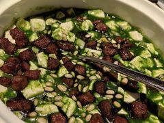 雪花牛肉绿麻婆豆腐-桂满陇·海市蜃楼·黑金(国金店)