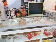 -津椰本·海南正宗椰奶清补凉(店一店)