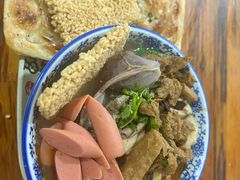 -叶新小吃店(来凤小区总店)