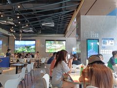 用餐区-野萃山·潮汕厚果汁(十亩地店)