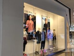-优衣库(广州番禺万达广场店)