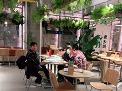 大堂-老乡鸡(上海白玉兰广场店)