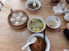 -陈永春干拌鱼汤·馄饨·小笼(富川瑞园店)