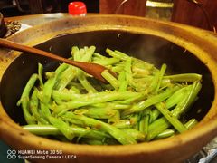 虾酱啫通菜梗-啫神·广州地标美食(北京路店)