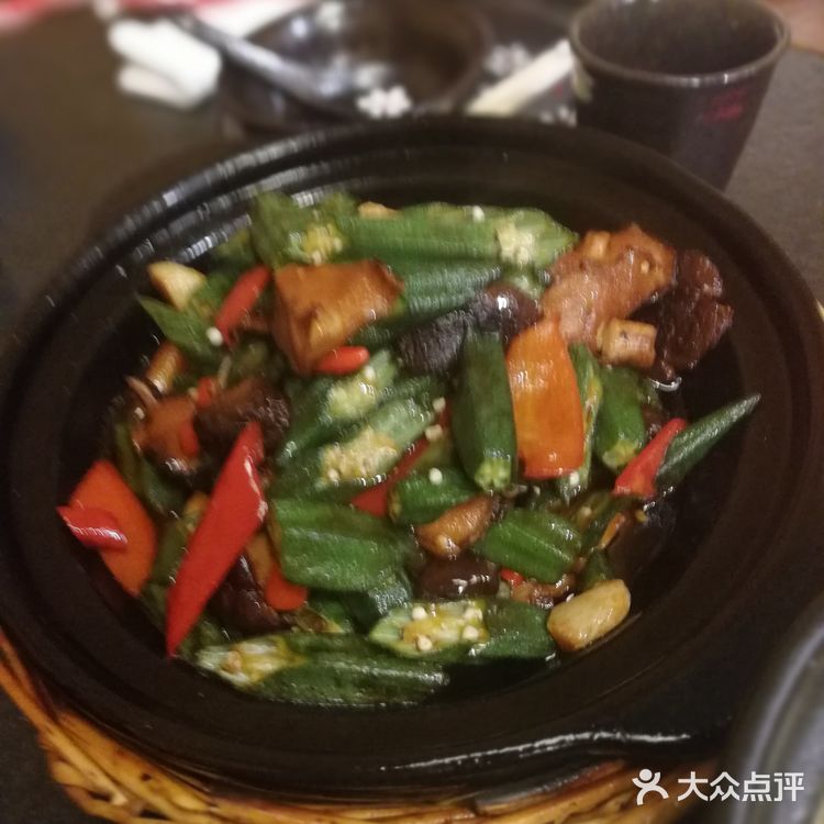 我又来了，哈哈，他家的菜好吃，和我胃口，门口停车方便