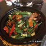 茄子酱比我做的好吃多了，还配蘸酱菜