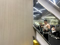 -美航国际健身(北京华联店)