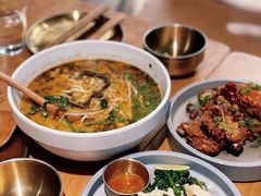 -SHAN山(前滩太古里店)