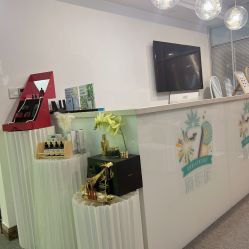 -YooMee优美智能科技美肤机构