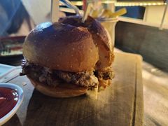 -LENBACH兰巴赫西餐啤酒坊(大连东港店)