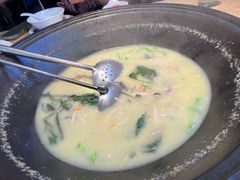 -陈大锅·岳阳鱼馆·地道岳阳菜(美食街店)