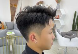 -贝勒爷专业男发