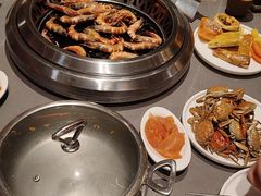 -黑金·寻焰自助百汇·烤肉·火锅(中街店)