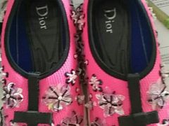 -京伟修鞋洗鞋奢侈品皮具护理店