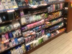 -全家便利店(梅园路店)