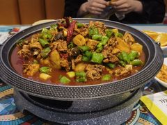 -楼兰古丽·新疆拌面·清真(华阳城店)