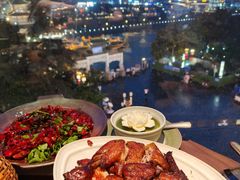 -包整·丝娃娃(一览甲秀楼风景店)