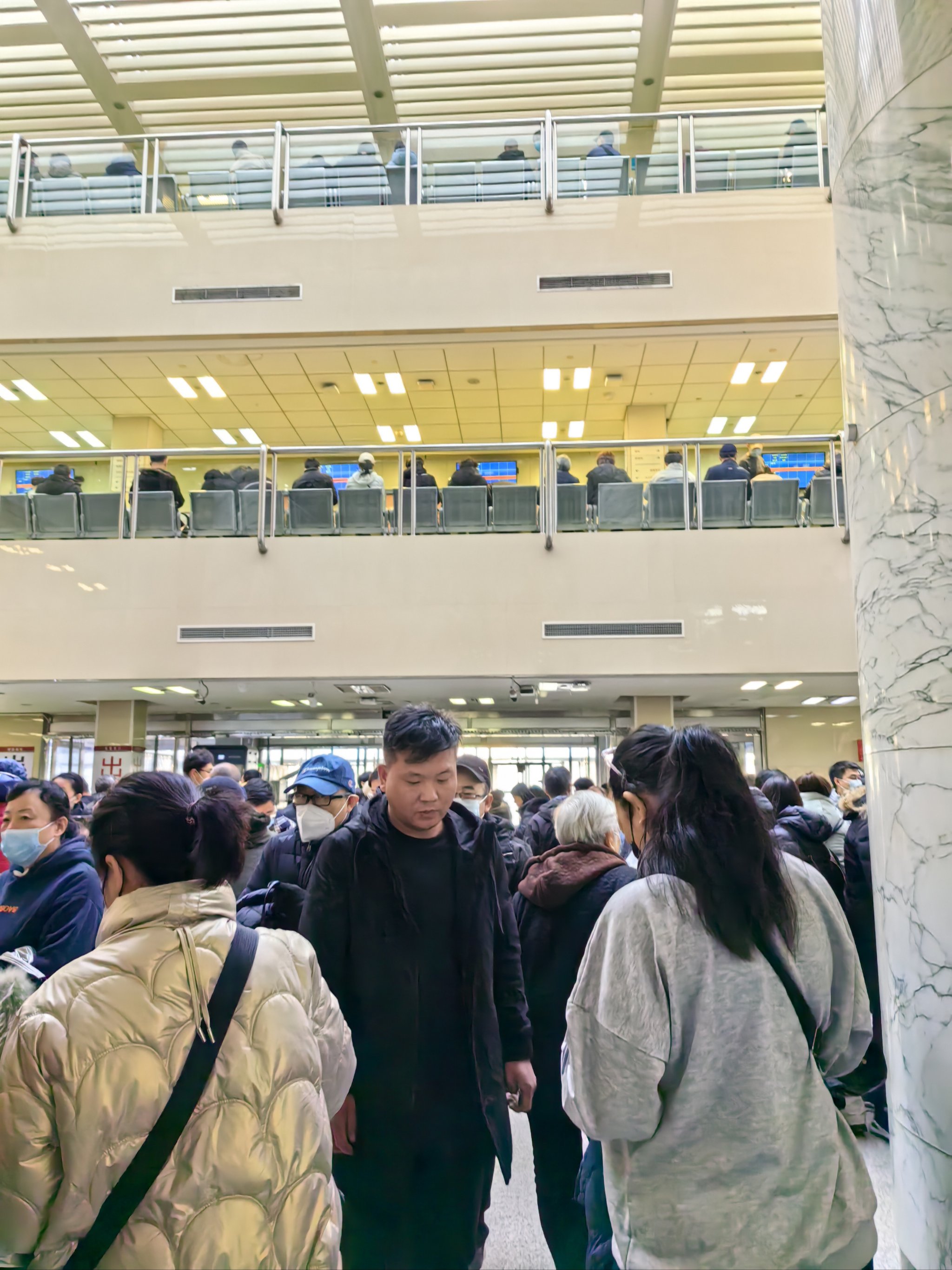 医院人多图片真实照片图片