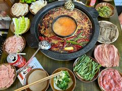 -黄潇洒老火锅(九眼桥宏济巷店)
