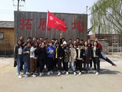 -亲兄弟真人CS团建拓展基地