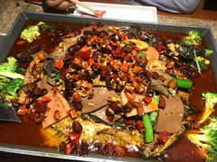 -辣尚瘾·烤鱼·新川菜(交大直营店)